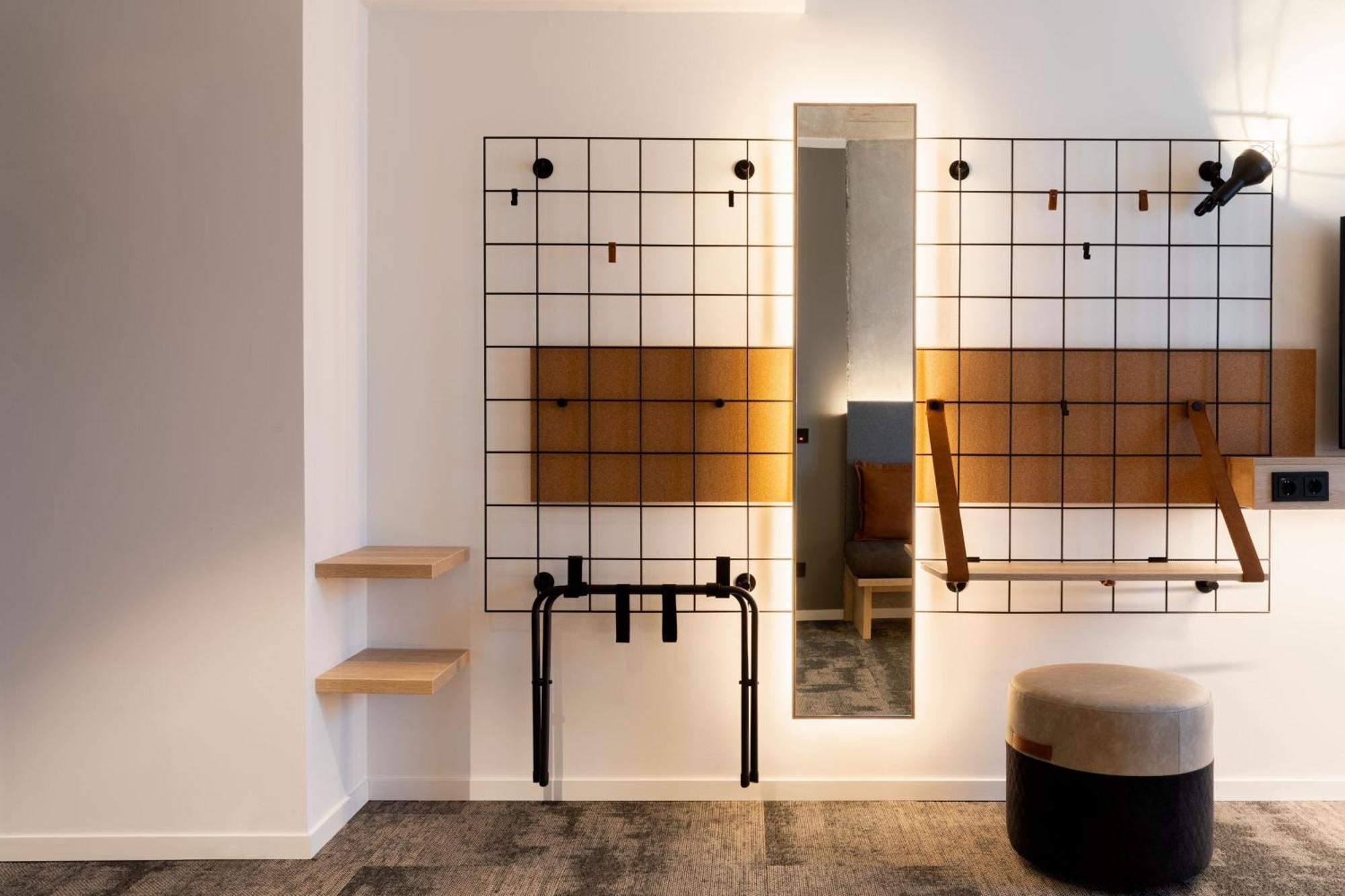 Moxy Outletcity Metzingen Мецинген Екстериор снимка